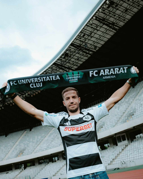 Esarfa "Conference League"